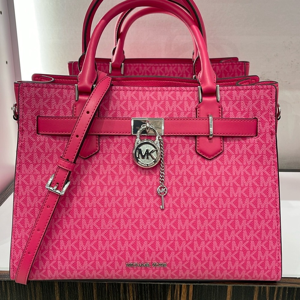 Michael Kors Hamilton Medium Signature Logo Satchel
Dragonfruit
NWT - Picture 15 of 16